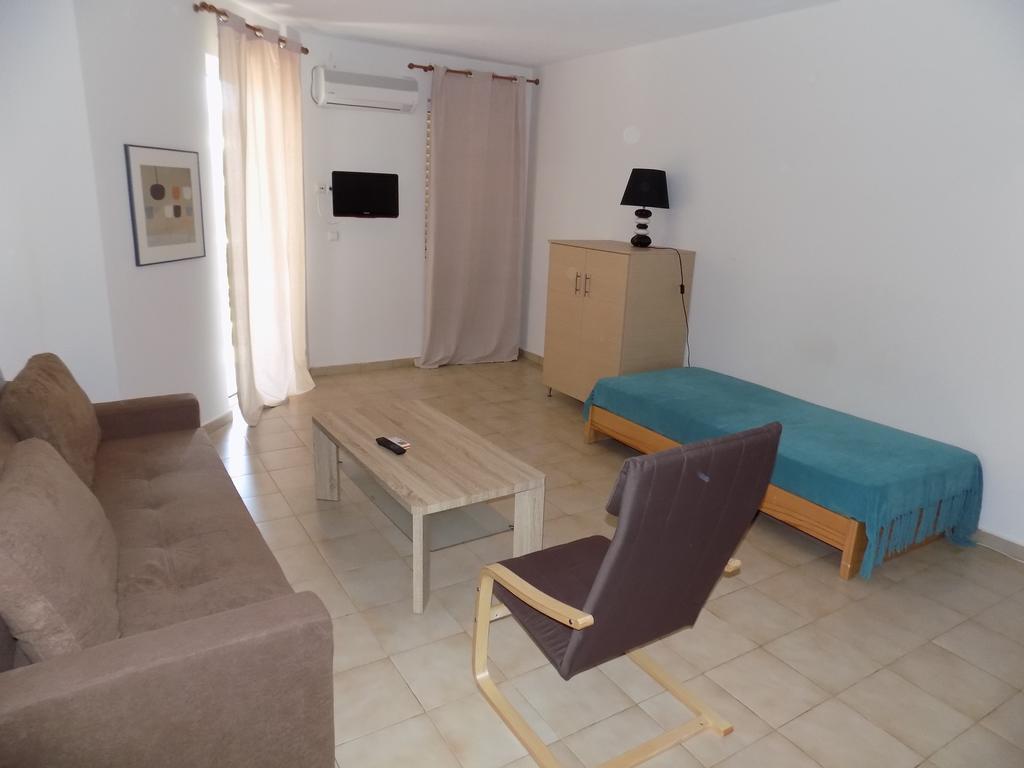 Hotel Arethousa Loutra Edipsou  Bilik gambar